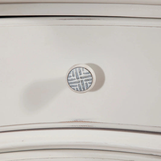 Roanoke 3-drawer Nightstand